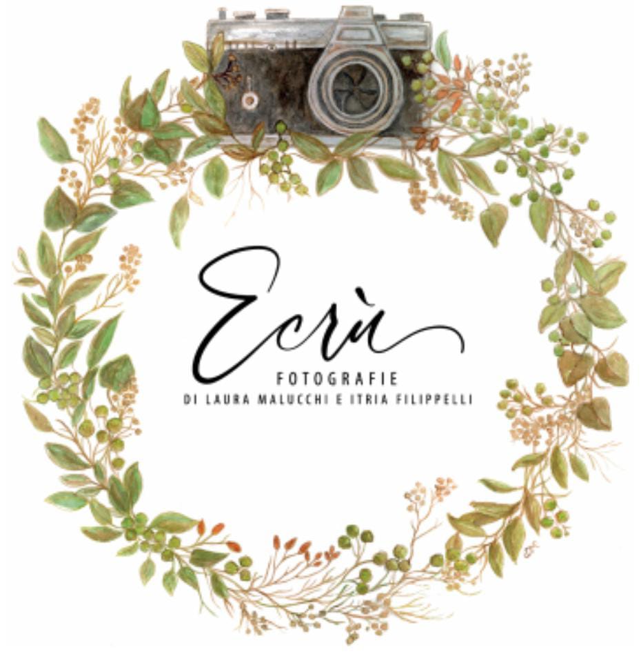 Laboratorio fotografico “Ecrù – fotografie di Laura Malucchi e Itria Filippelli”